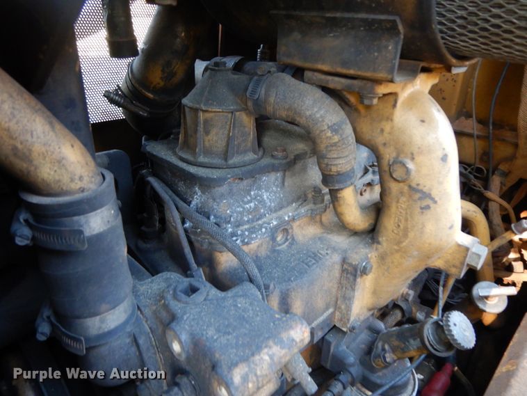 image for item DM2906 1989 Caterpillar D4H LGP  dozer