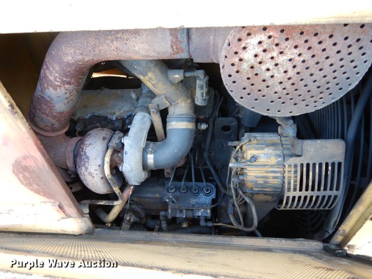 image for item DM2906 1989 Caterpillar D4H LGP  dozer