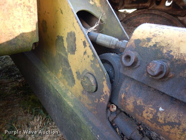 image for item DM2906 1989 Caterpillar D4H LGP  dozer