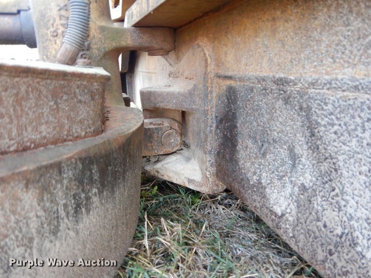 image for item DM2906 1989 Caterpillar D4H LGP  dozer