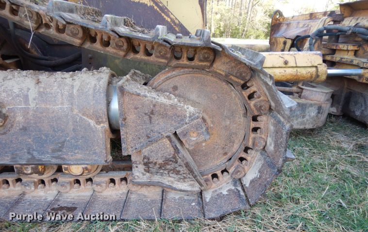 image for item DM2906 1989 Caterpillar D4H LGP  dozer