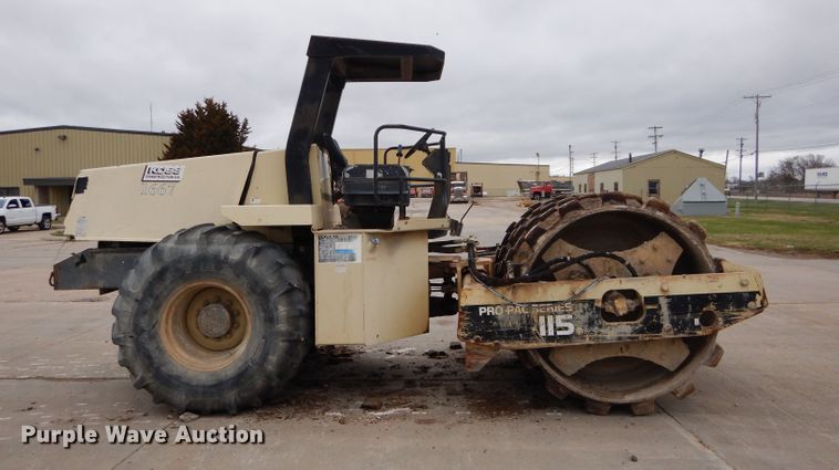 image for item DM4251 2000 Ingersoll Rand SD-115F  single drum vibratory roller