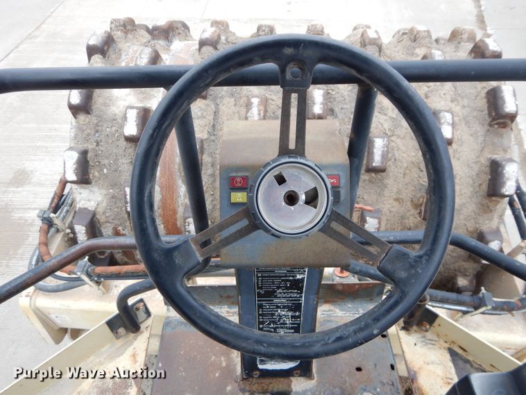 image for item DM4251 2000 Ingersoll Rand SD-115F  single drum vibratory roller