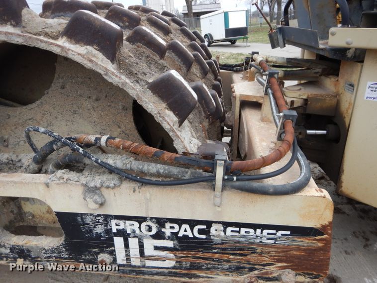 image for item DM4251 2000 Ingersoll Rand SD-115F  single drum vibratory roller