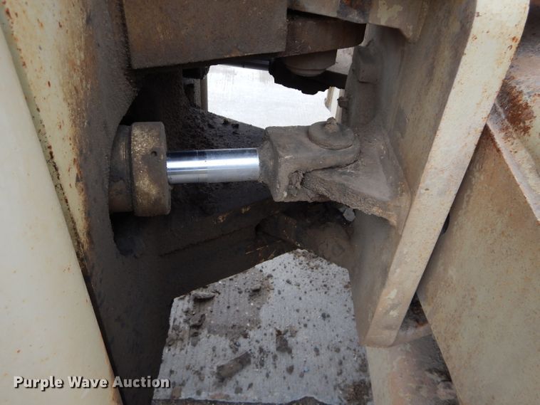 image for item DM4251 2000 Ingersoll Rand SD-115F  single drum vibratory roller