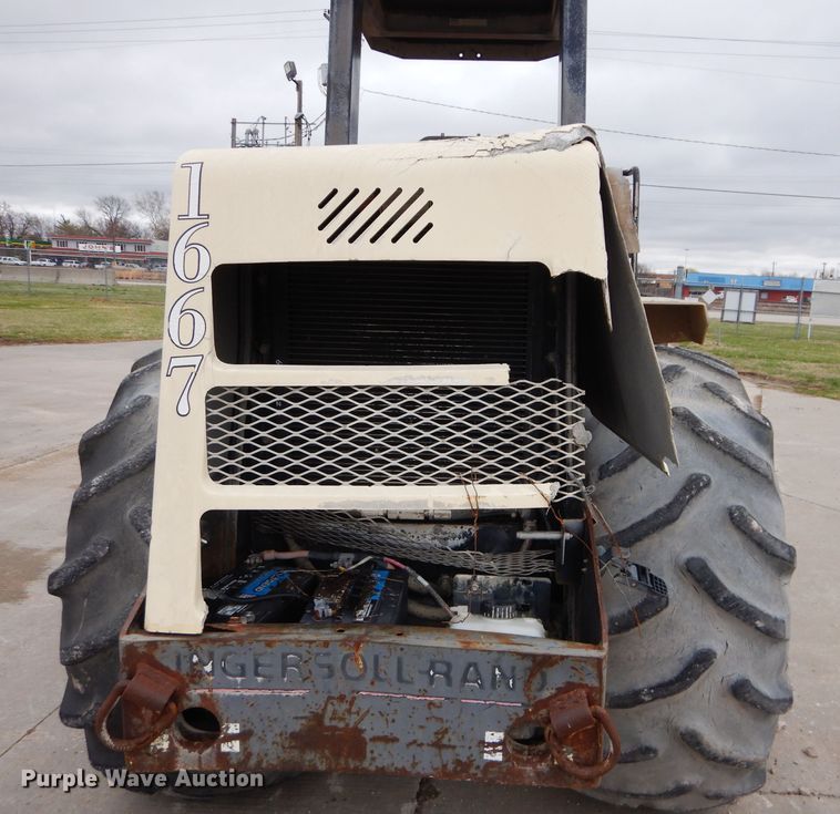 image for item DM4251 2000 Ingersoll Rand SD-115F  single drum vibratory roller