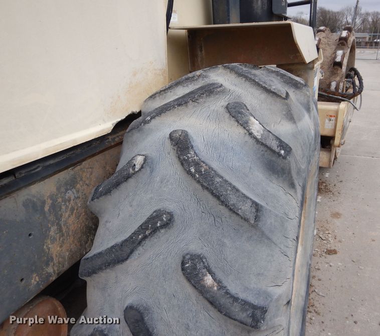 image for item DM4251 2000 Ingersoll Rand SD-115F  single drum vibratory roller