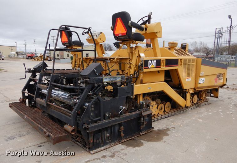 image for item DM4254 1995 Caterpillar AP-1050  paver