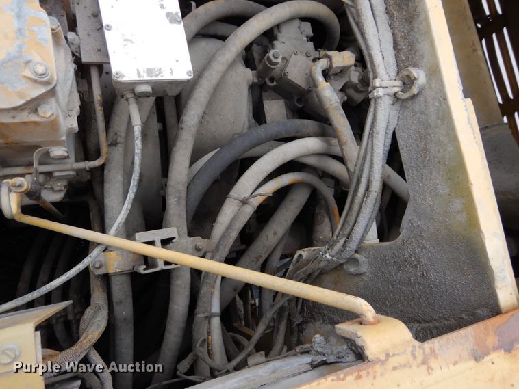 image for item DM4254 1995 Caterpillar AP-1050  paver