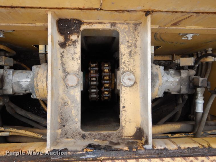 image for item DM4254 1995 Caterpillar AP-1050  paver