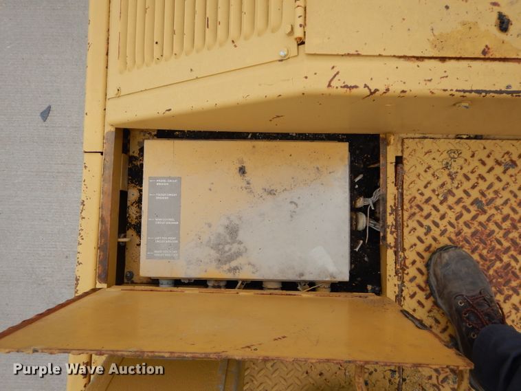 image for item DM4254 1995 Caterpillar AP-1050  paver