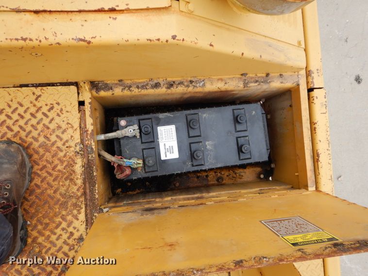 image for item DM4254 1995 Caterpillar AP-1050  paver