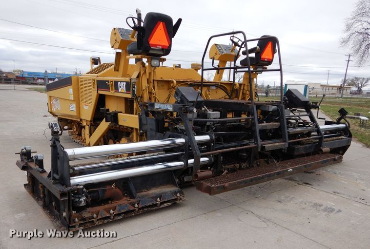 image for item DM4254 1995 Caterpillar AP-1050  paver