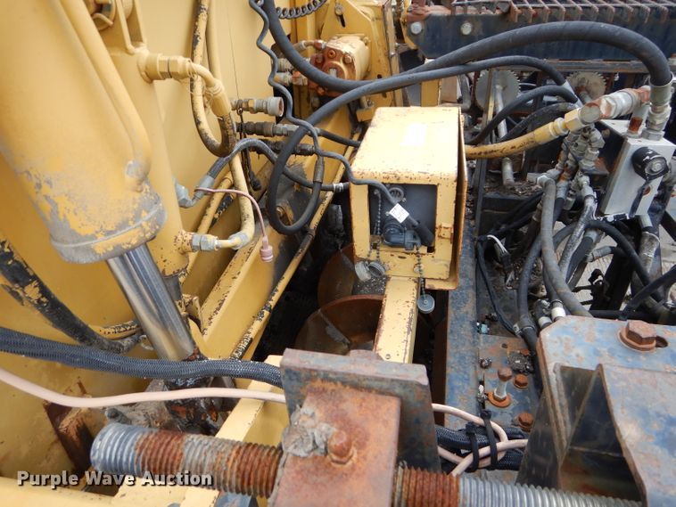 image for item DM4254 1995 Caterpillar AP-1050  paver