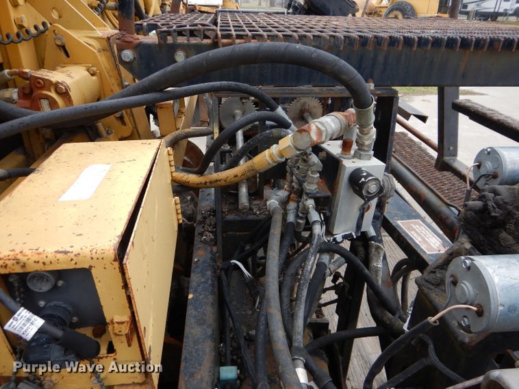 image for item DM4254 1995 Caterpillar AP-1050  paver