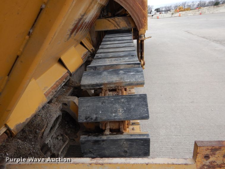 image for item DM4254 1995 Caterpillar AP-1050  paver