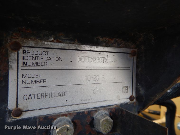 image for item DM4254 1995 Caterpillar AP-1050  paver