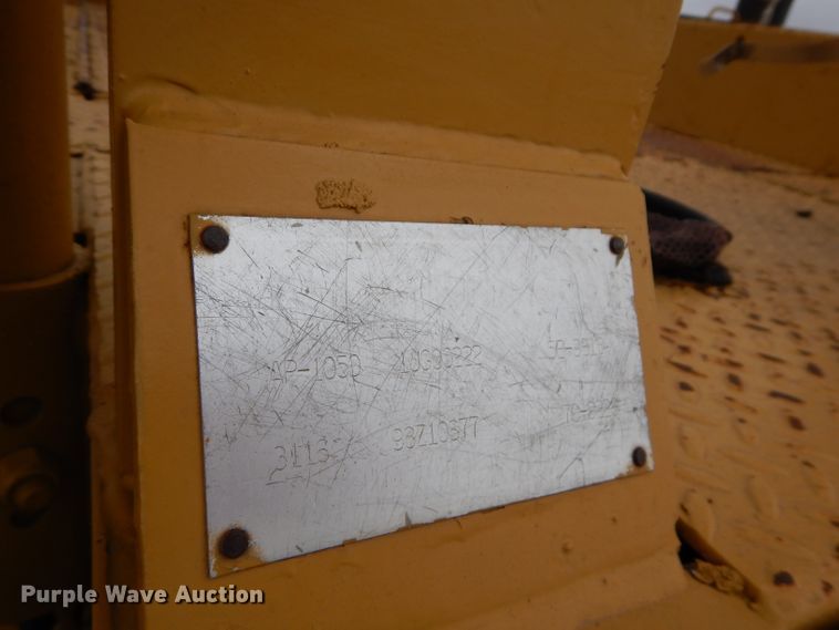 image for item DM4254 1995 Caterpillar AP-1050  paver