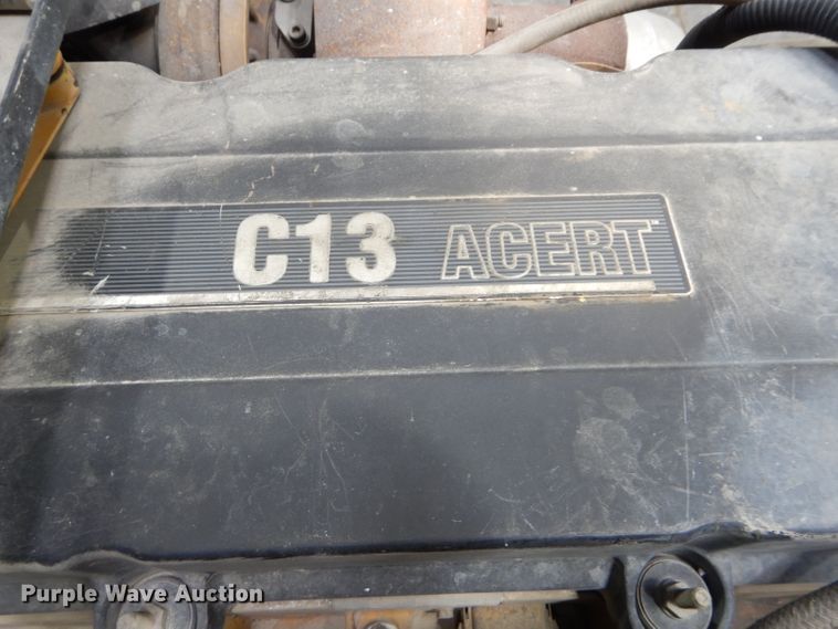 image for item DM4260 2004 Caterpillar C13  engine