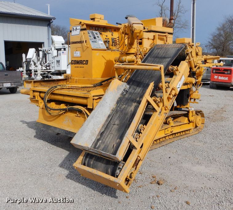 image for item DM4266 1991 Gomaco GT6200 curb machine