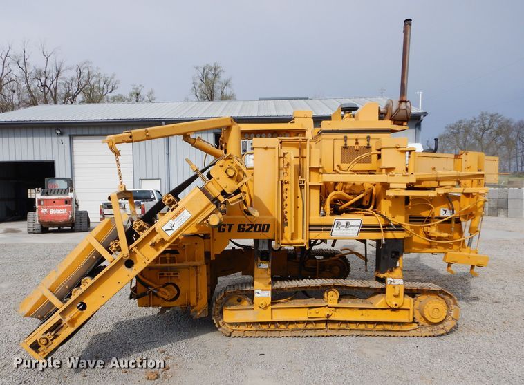 image for item DM4266 1991 Gomaco GT6200 curb machine