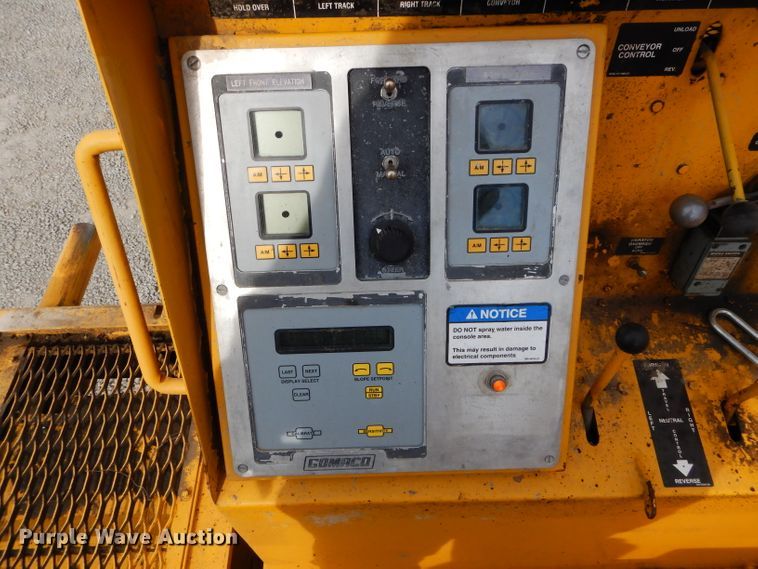 image for item DM4266 1991 Gomaco GT6200 curb machine