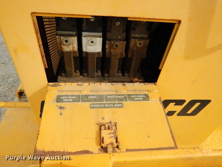 image for item DM4266 1991 Gomaco GT6200 curb machine