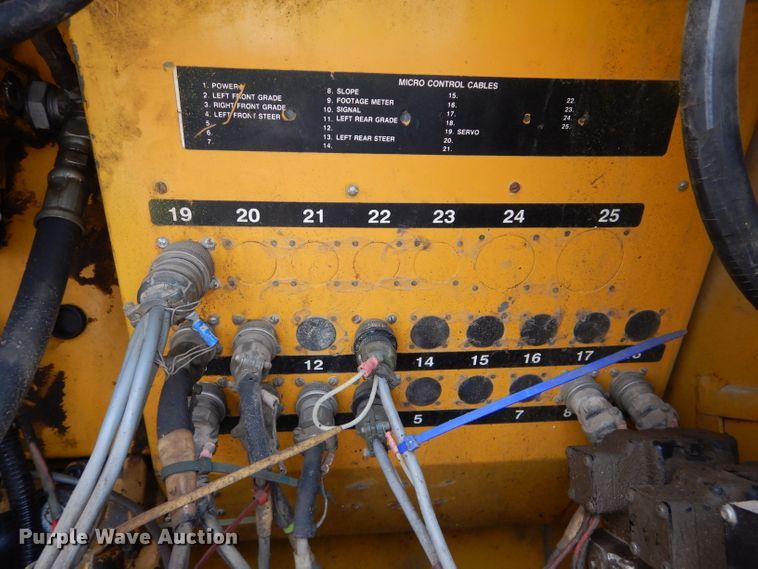 image for item DM4266 1991 Gomaco GT6200 curb machine