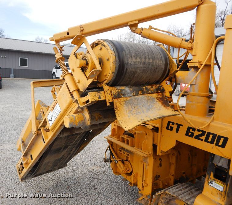 image for item DM4266 1991 Gomaco GT6200 curb machine