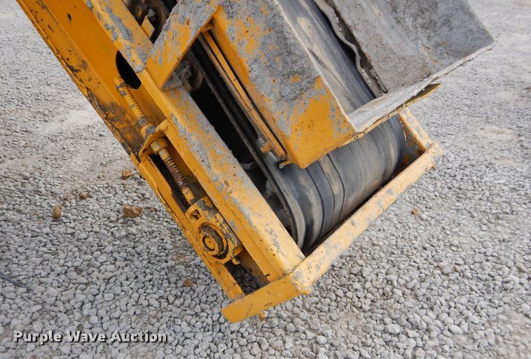 image for item DM4266 1991 Gomaco GT6200 curb machine