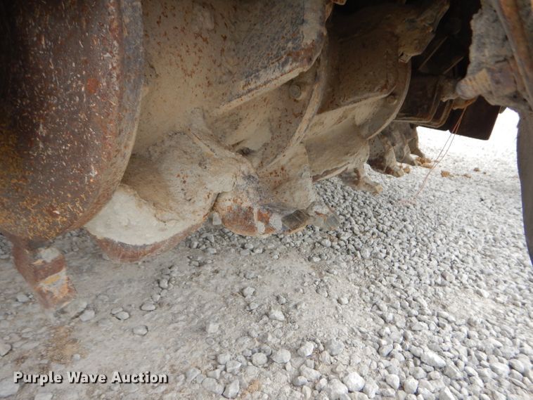 image for item DM4266 1991 Gomaco GT6200 curb machine