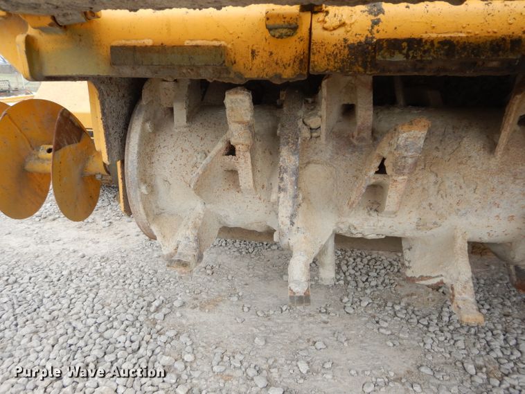 image for item DM4266 1991 Gomaco GT6200 curb machine