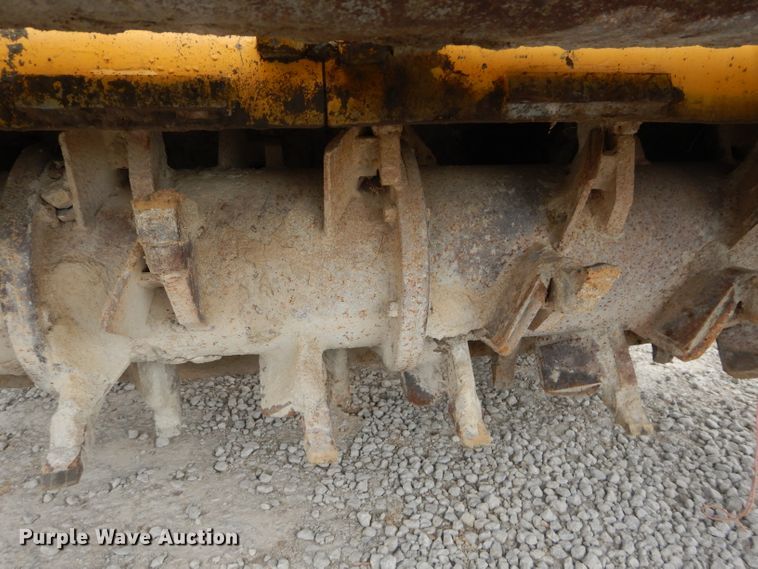 image for item DM4266 1991 Gomaco GT6200 curb machine