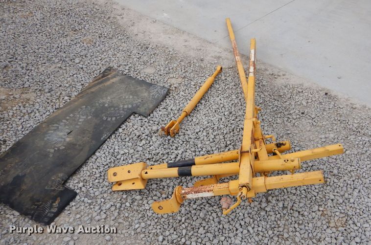 image for item DM4266 1991 Gomaco GT6200 curb machine