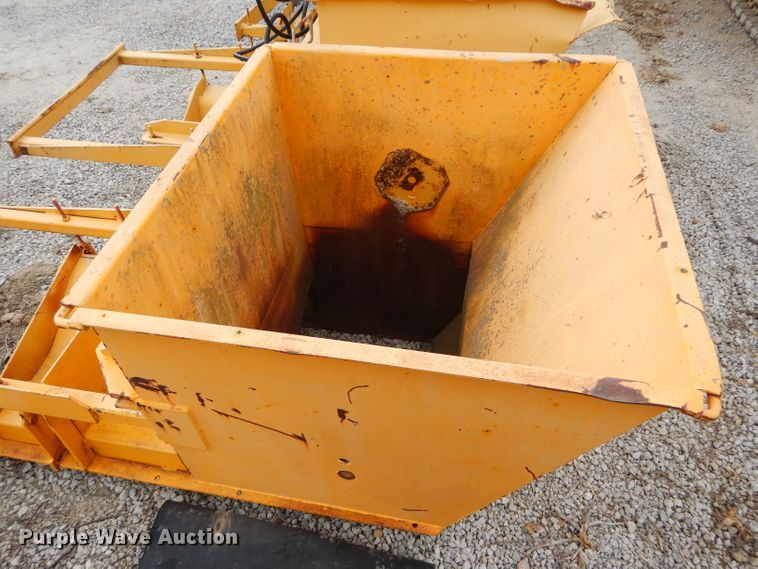 image for item DM4266 1991 Gomaco GT6200 curb machine