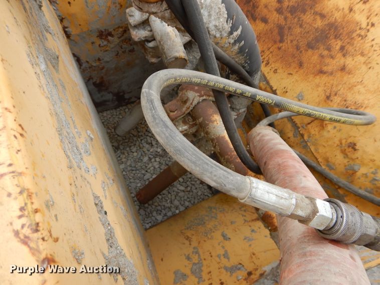 image for item DM4266 1991 Gomaco GT6200 curb machine