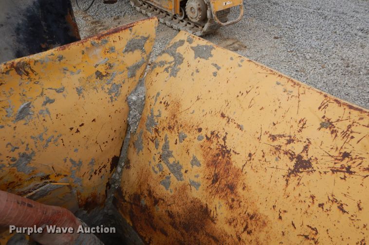 image for item DM4266 1991 Gomaco GT6200 curb machine