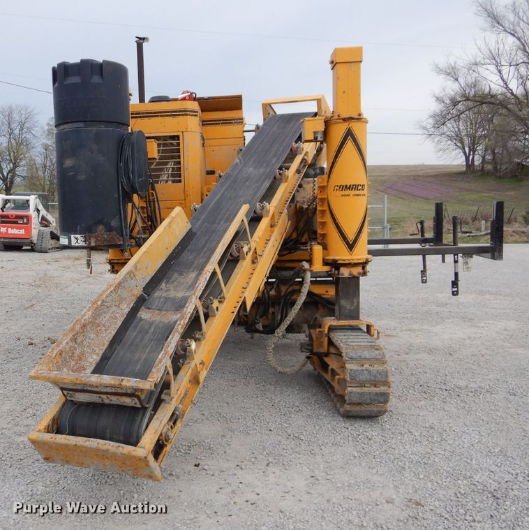 image for item DM4267 1996 Gomaco GT3600 curb machine