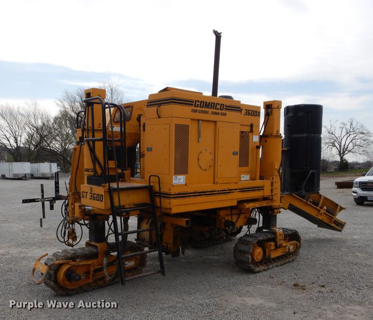 image for item DM4267 1996 Gomaco GT3600 curb machine