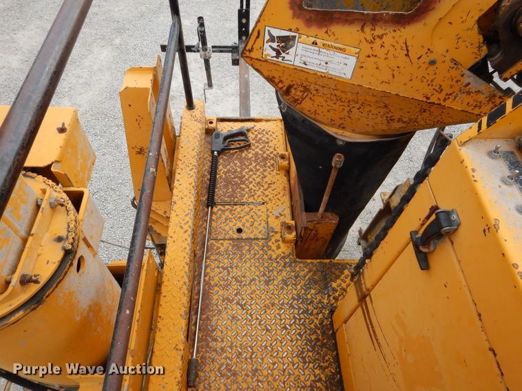 image for item DM4267 1996 Gomaco GT3600 curb machine