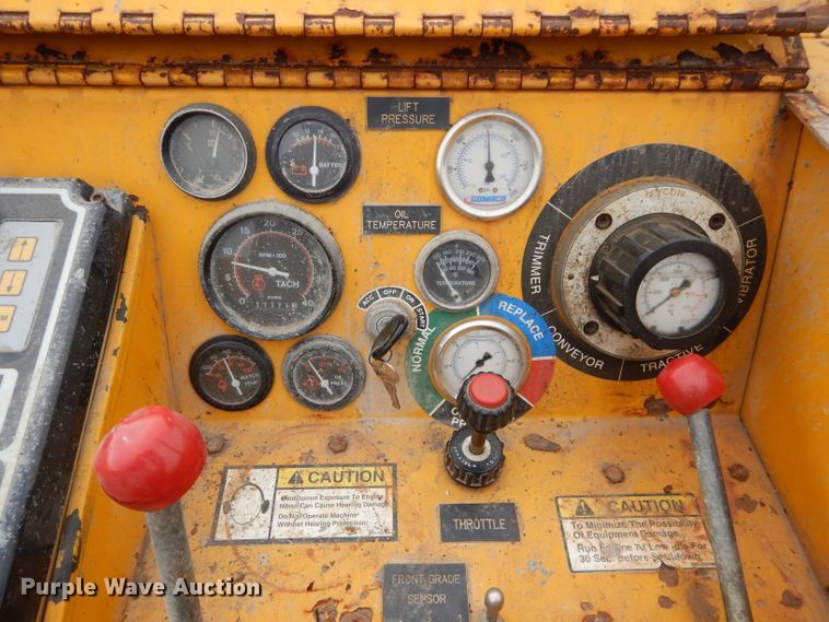 image for item DM4267 1996 Gomaco GT3600 curb machine