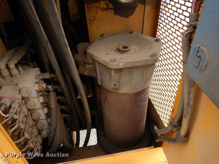 image for item DM4267 1996 Gomaco GT3600 curb machine