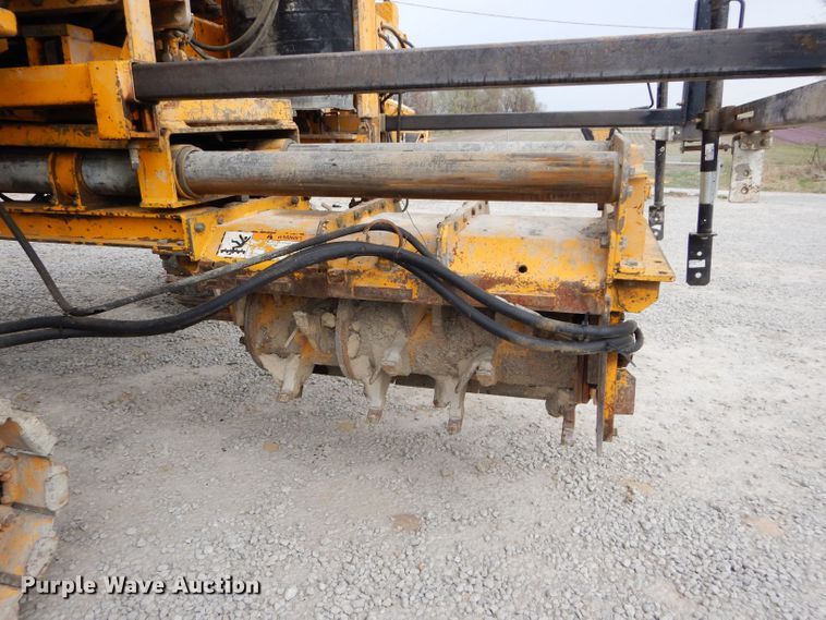 image for item DM4267 1996 Gomaco GT3600 curb machine