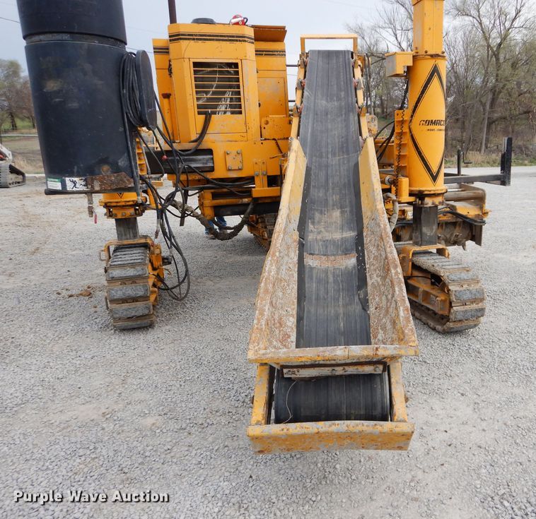 image for item DM4267 1996 Gomaco GT3600 curb machine