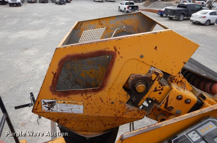 image for item DM4267 1996 Gomaco GT3600 curb machine