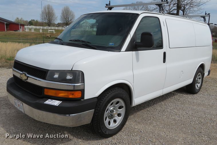 image for item DN5756 2013 Chevrolet Express  van