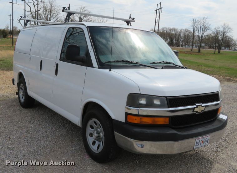 image for item DN5756 2013 Chevrolet Express  van