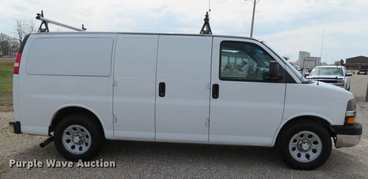 image for item DN5756 2013 Chevrolet Express  van