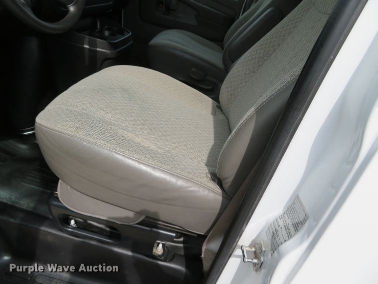 image for item DN5756 2013 Chevrolet Express  van