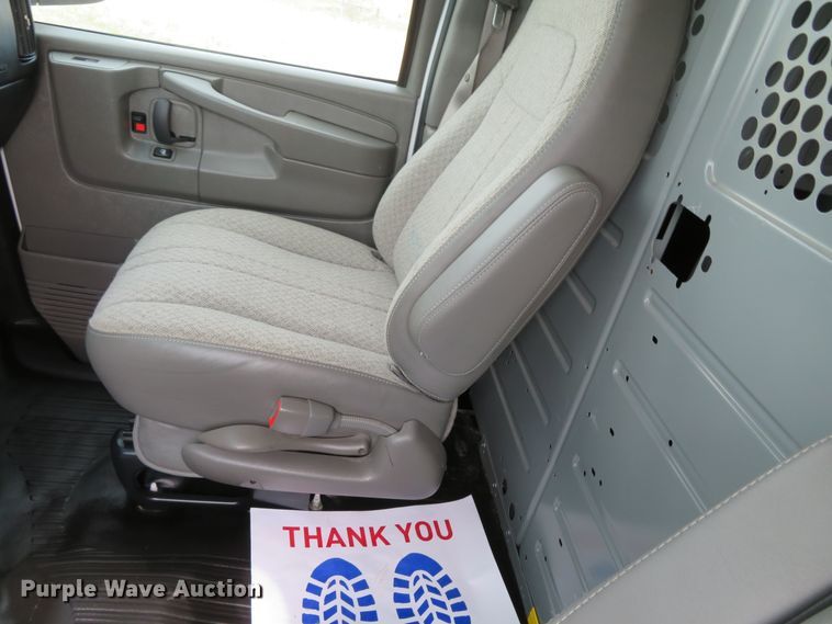 image for item DN5756 2013 Chevrolet Express  van